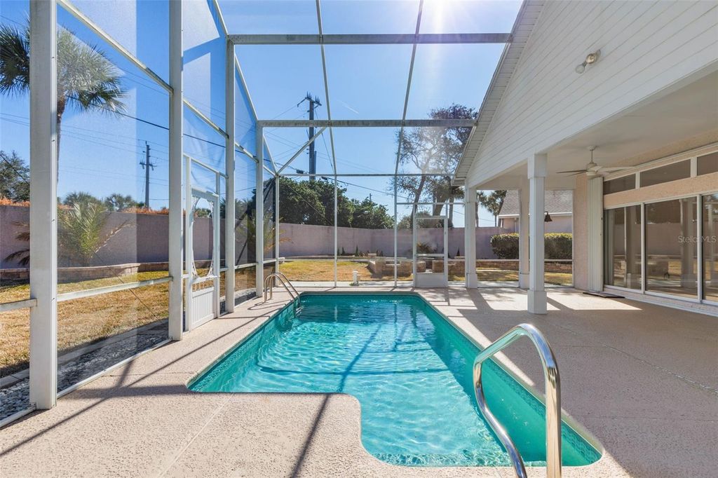 Image 5 of property listing at 204 SEA WOODS DRIVE N, St Augustine, FL 32080