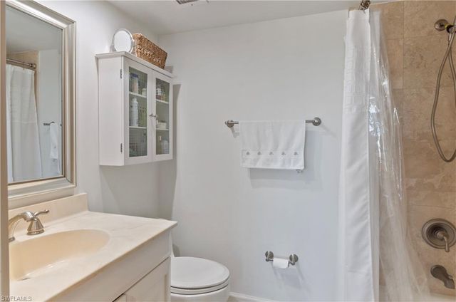 29 High Point CIR E 503, Naples, FL 34103