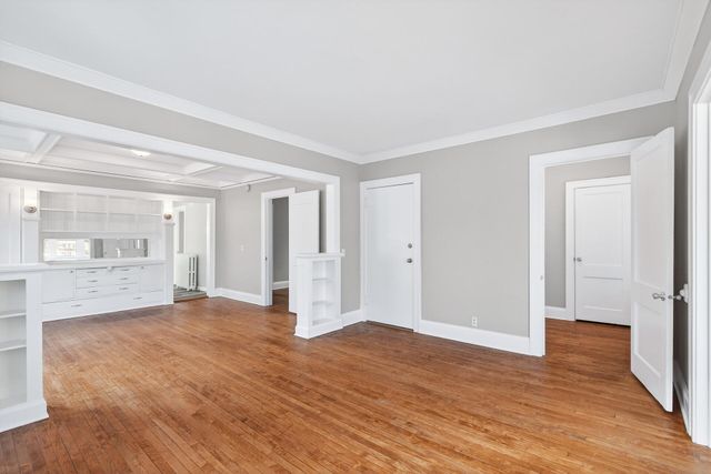 1111 Newton Avenue N, Minneapolis, MN 55411