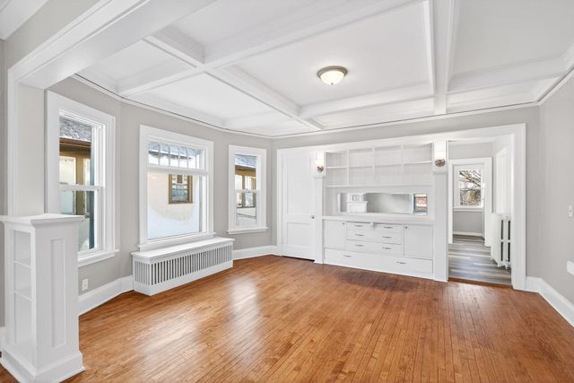 1111 Newton Avenue N, Minneapolis, MN 55411