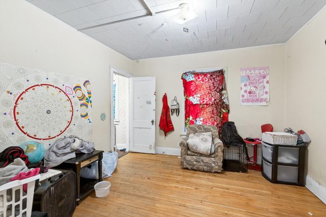 1111 Newton Avenue N, Minneapolis, MN 55411