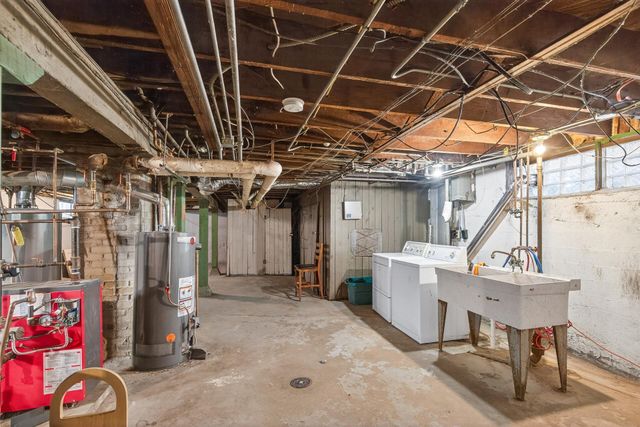 1111 Newton Avenue N, Minneapolis, MN 55411