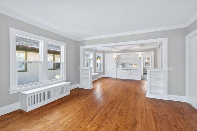 1111 Newton Avenue N, Minneapolis, MN 55411