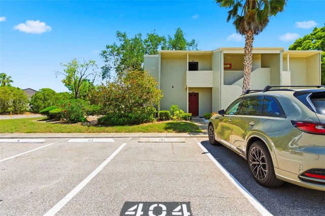 404 WINDRUSH BAY DRIVE, Tarpon Springs, FL 34689