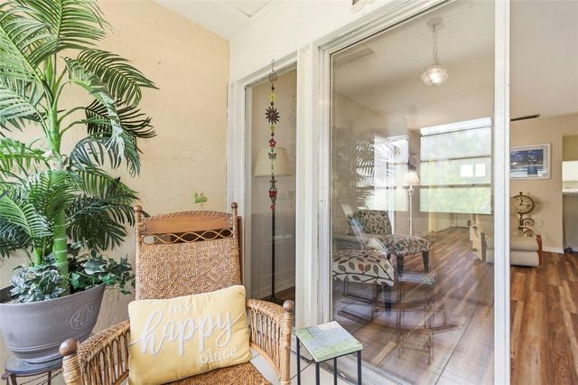 404 WINDRUSH BAY DRIVE, Tarpon Springs, FL 34689