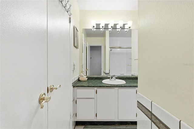 404 WINDRUSH BAY DRIVE, Tarpon Springs, FL 34689