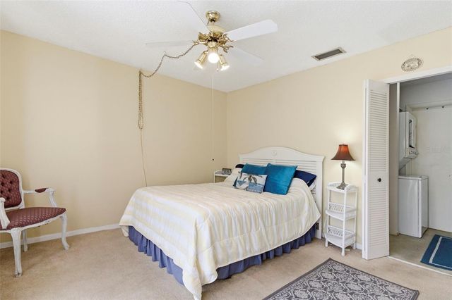 404 WINDRUSH BAY DRIVE, Tarpon Springs, FL 34689