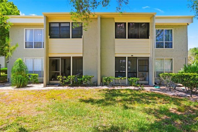 404 WINDRUSH BAY DRIVE, Tarpon Springs, FL 34689