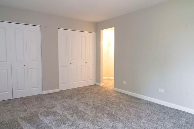 1311 S Finley Road 213, Lombard, IL 60148