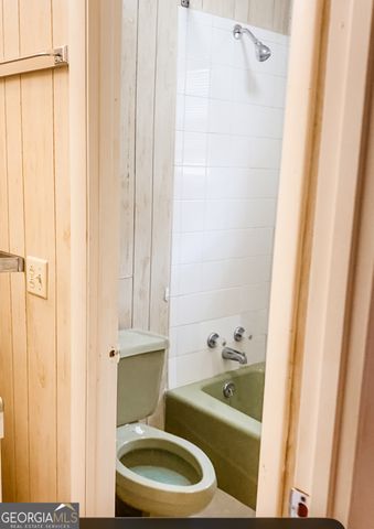 618 Robinson Drive, Jesup, GA 31545