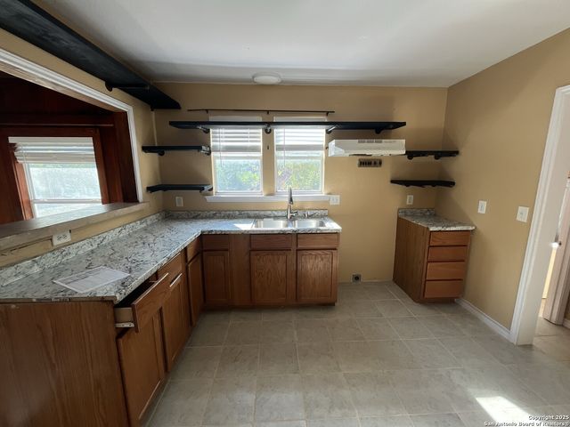 210 Aero, Schertz, TX 78154