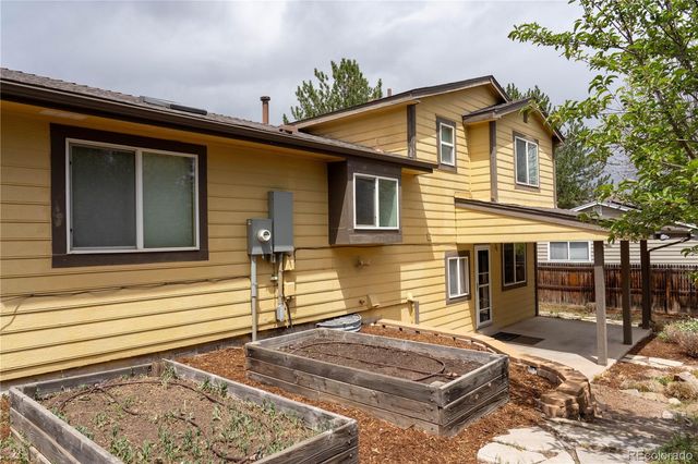 10650 W Berry Drive, Littleton, CO 80127