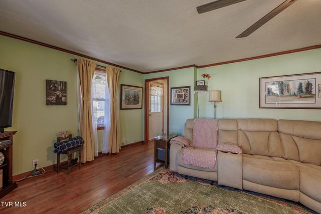 108 Rainbolt Lane, Elizabethton, TN 37643