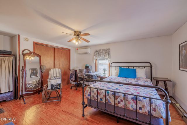 108 Rainbolt Lane, Elizabethton, TN 37643