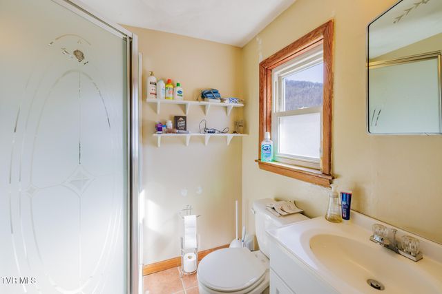 108 Rainbolt Lane, Elizabethton, TN 37643