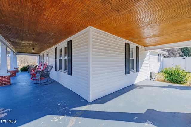 108 Rainbolt Lane, Elizabethton, TN 37643