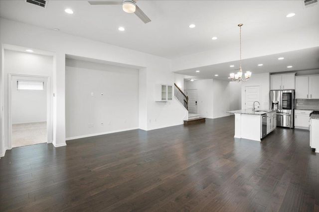 405 Arrowhead Vine ST, Leander, TX 78641