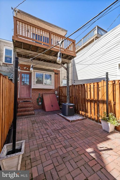 827 S LAKEWOOD AVE, Baltimore, MD 21224