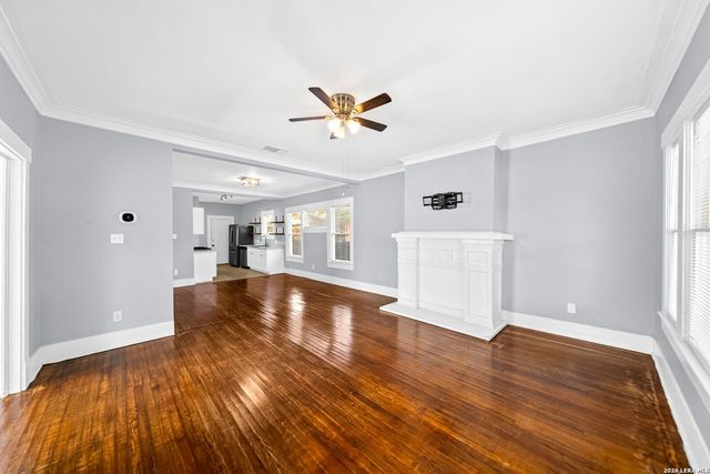 1118 W Summit Ave, San Antonio, TX 78201
