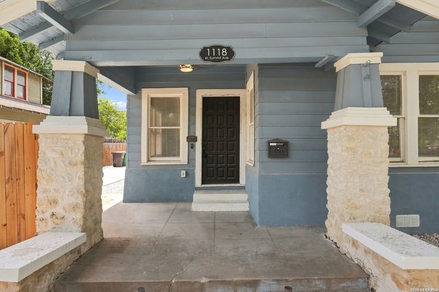 1118 W Summit Ave, San Antonio, TX 78201