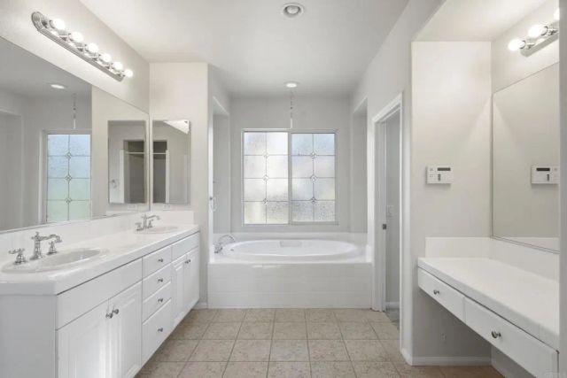 399 Amparo Dr, Escondido, CA 92025