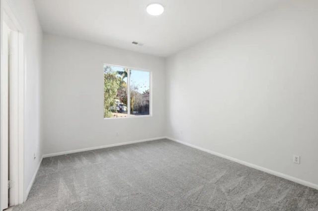 399 Amparo Dr, Escondido, CA 92025