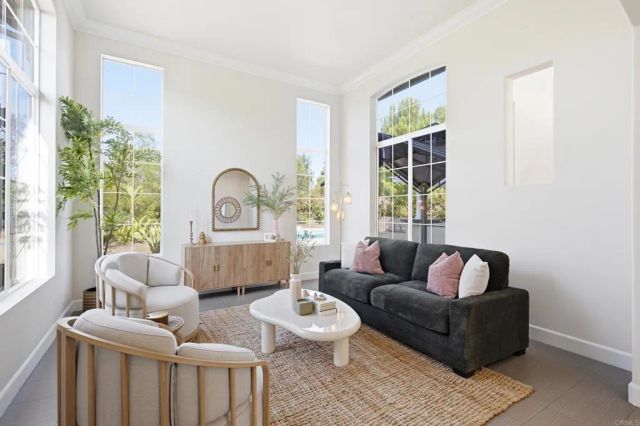 399 Amparo Dr, Escondido, CA 92025