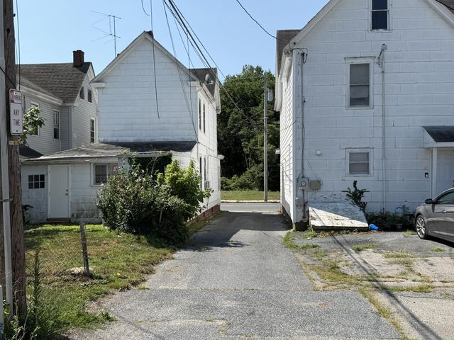 313 W DIVISION ST, Dover, DE 19904
