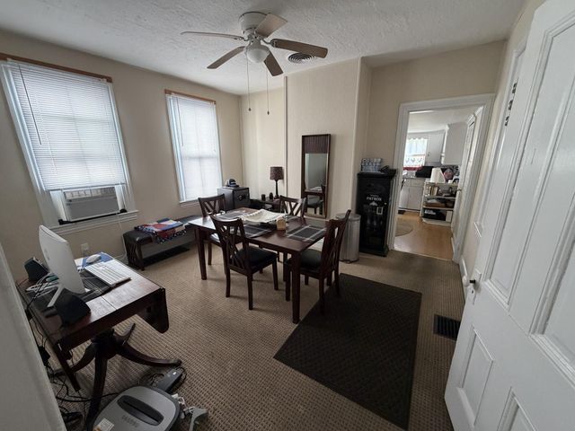 313 W DIVISION ST, Dover, DE 19904