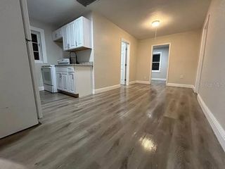 725 16TH AVENUE NW, Largo, FL 33770