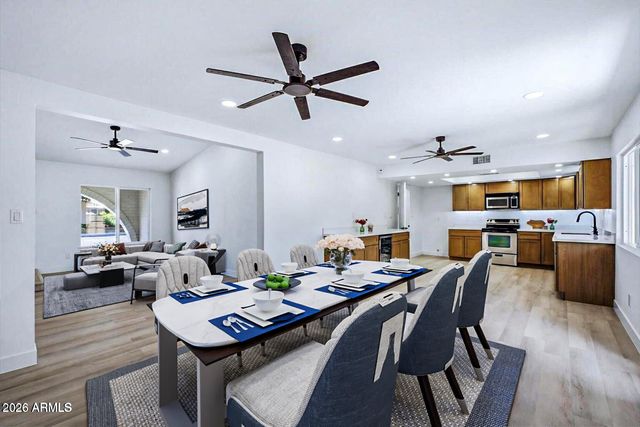 1262 W MENDOZA Avenue, Mesa, AZ 85202
