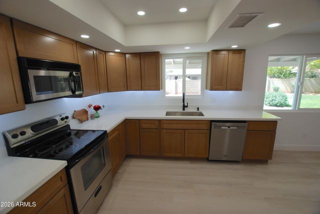 1262 W MENDOZA Avenue, Mesa, AZ 85202