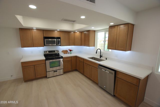 1262 W MENDOZA Avenue, Mesa, AZ 85202