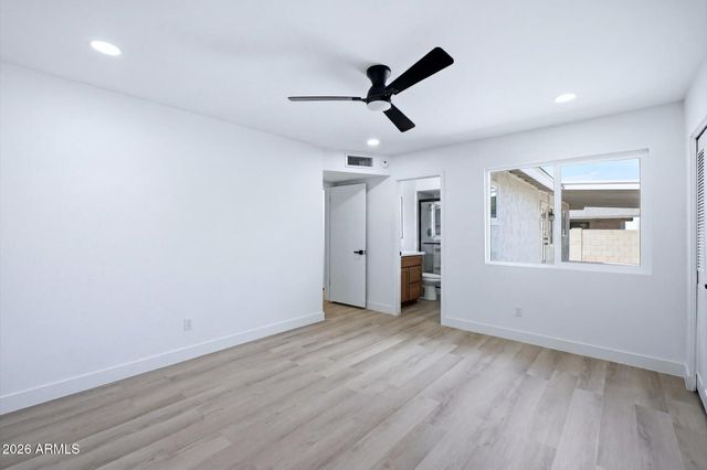 1262 W MENDOZA Avenue, Mesa, AZ 85202