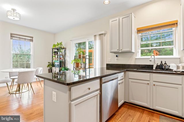 6241 CLAY PIPE CT, Centreville, VA 20121