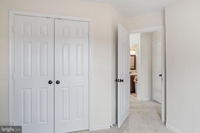 6241 CLAY PIPE CT, Centreville, VA 20121