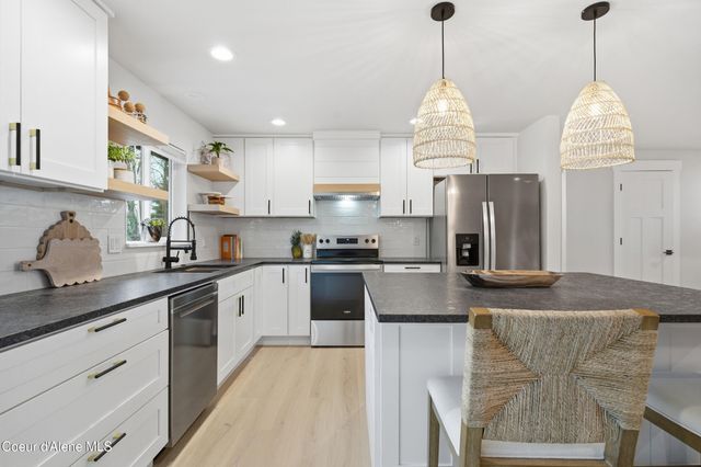 1720 N 8th ST, Coeur D'alene, ID 83814