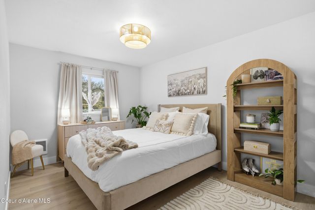 1720 N 8th ST, Coeur D'alene, ID 83814