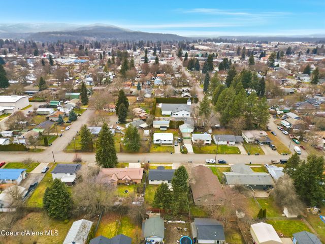 1720 N 8th ST, Coeur D'alene, ID 83814