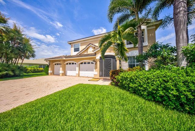 1681 Lakefield North Court, Wellington, FL 33414