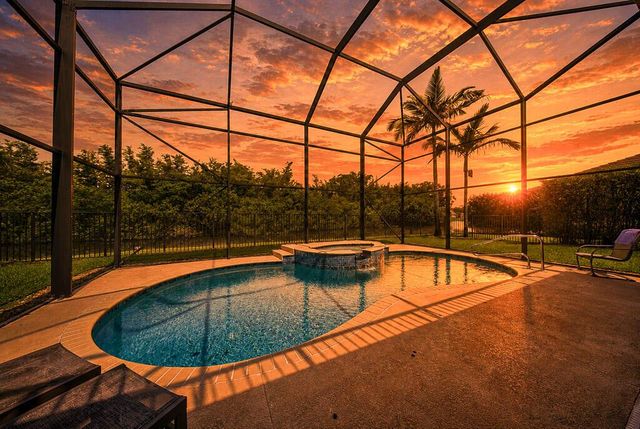 1681 Lakefield North Court, Wellington, FL 33414