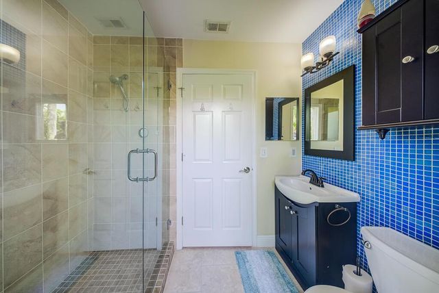 1681 Lakefield North Court, Wellington, FL 33414