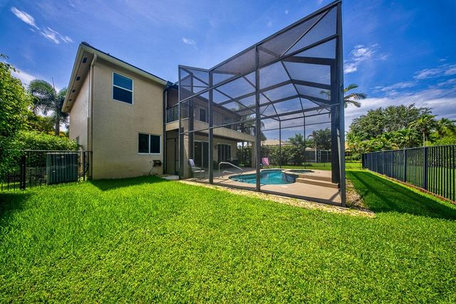 1681 Lakefield North Court, Wellington, FL 33414