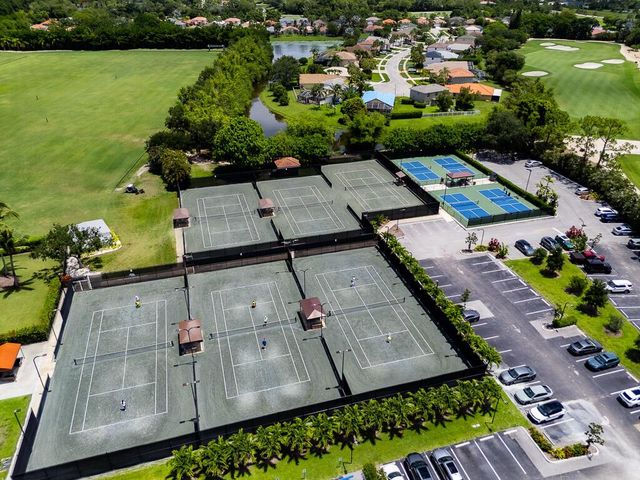 1681 Lakefield North Court, Wellington, FL 33414