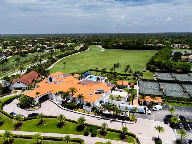 1681 Lakefield North Court, Wellington, FL 33414