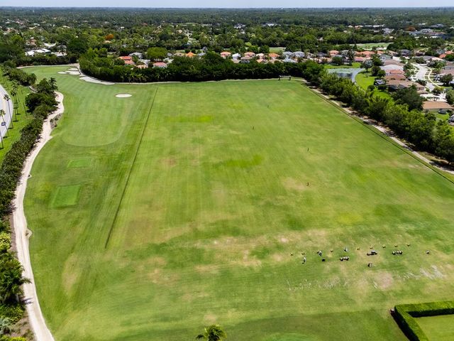 1681 Lakefield North Court, Wellington, FL 33414