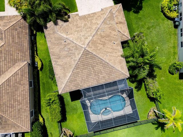 1681 Lakefield North Court, Wellington, FL 33414