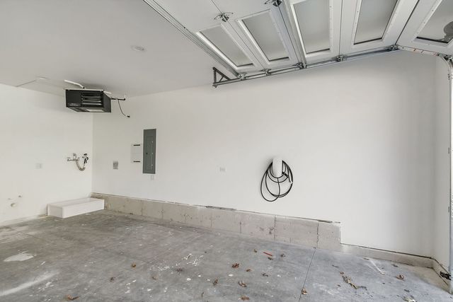 8611 Dorr Road, Wonder Lake, IL 60097