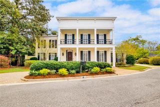 4 Savannah Court, Mobile, AL 36608