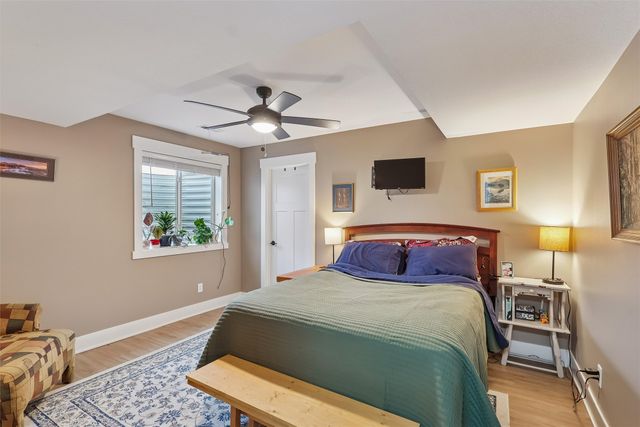 9190 Cody Drive, West Des Moines, IA 50266